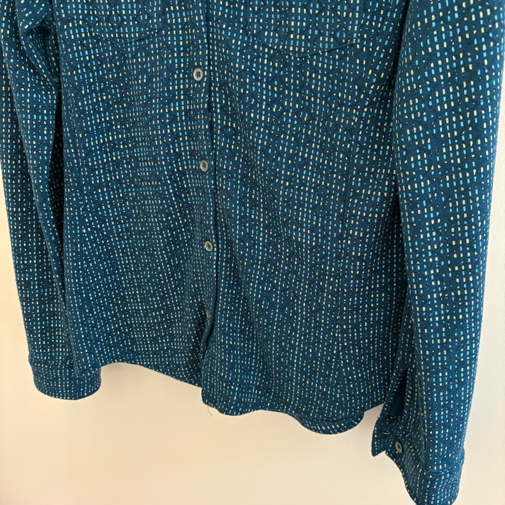 Carve Designs Long Sleeve Button Down - Picture 5 of 9
